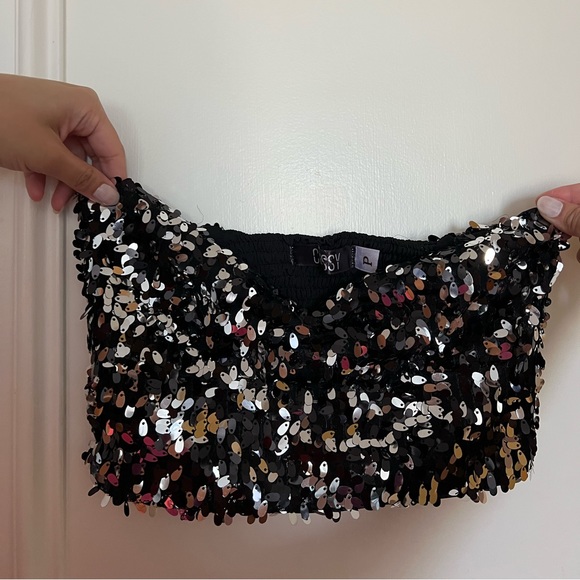 Silver Sparkly Crop Top - Picture 2 of 4